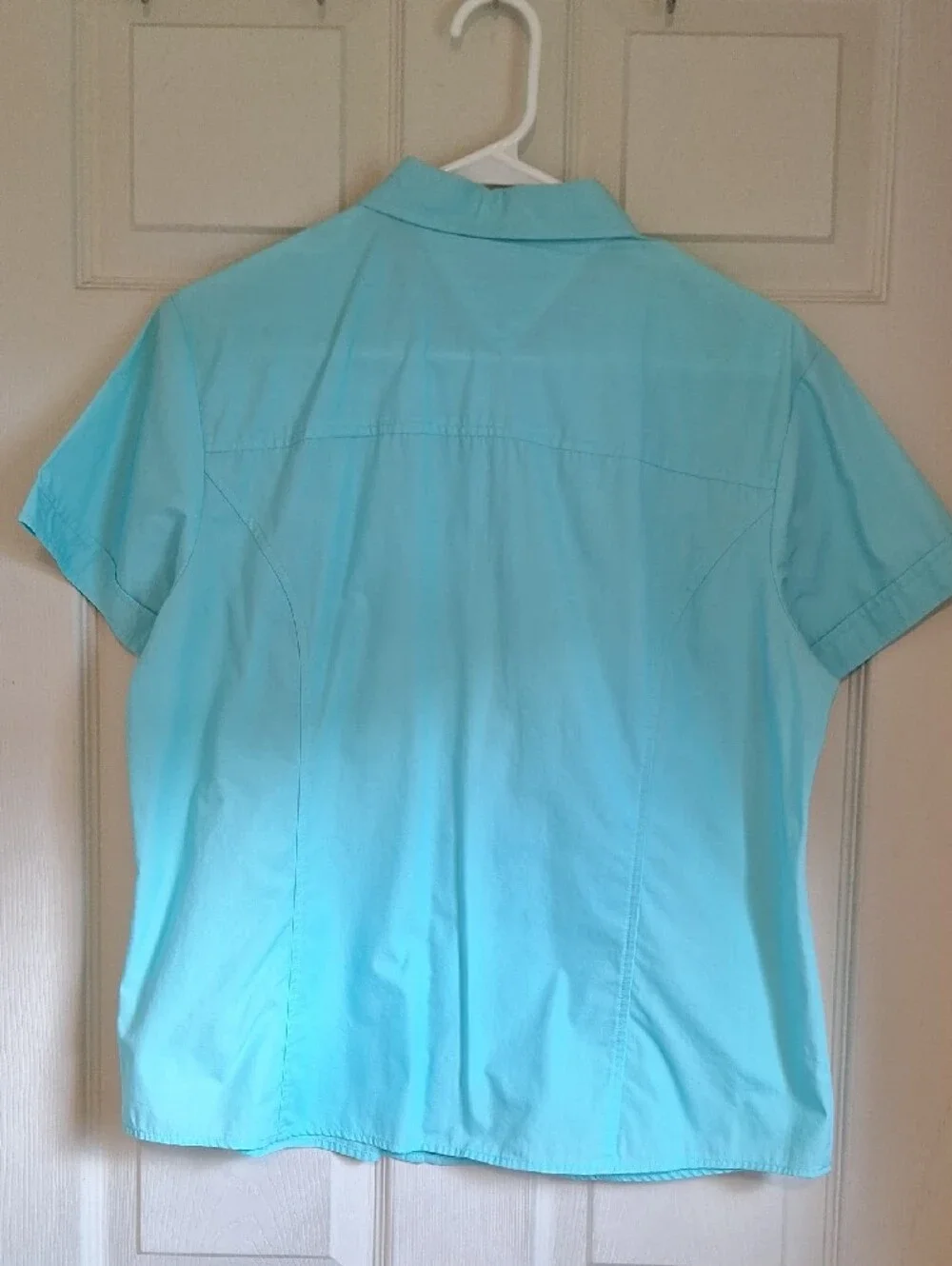 Mountain Lake Women's Light Blue Short-Sleeve Button-Front Shirt Size Large